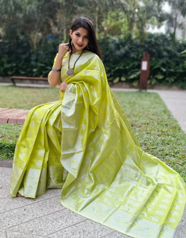 Olive Color Premium Katan Saree With Blouse  জলপাই কালার কাতান শাড়ি